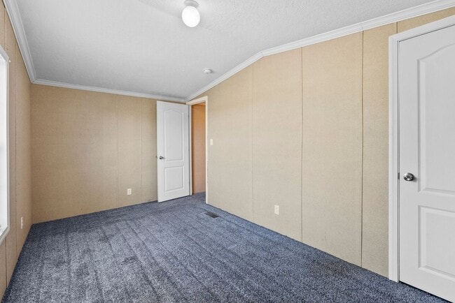 Building Photo - 3-Bedroom Home Close To Hampden-Sydney!