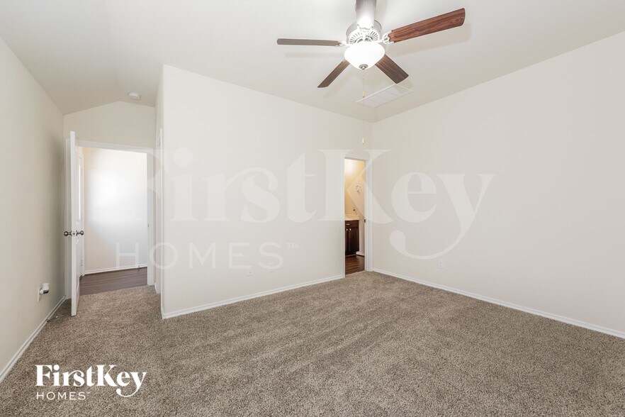 Building Photo - 23735 Woodgreen Terrace Dr