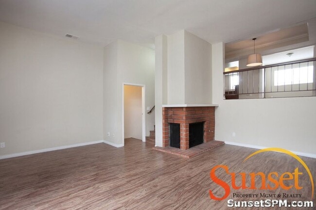 Building Photo - 4010 Mahaila Ave