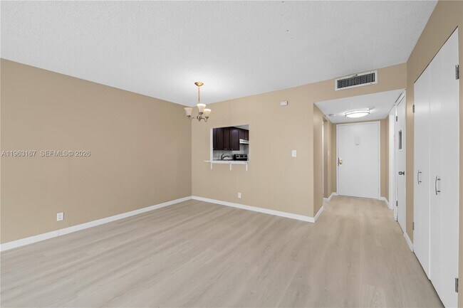 Building Photo - 16740 NE 9th Ave