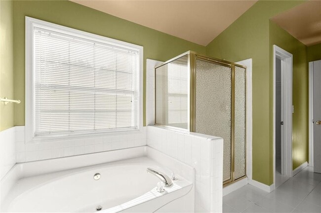 Building Photo - 3537 Castle View Ct