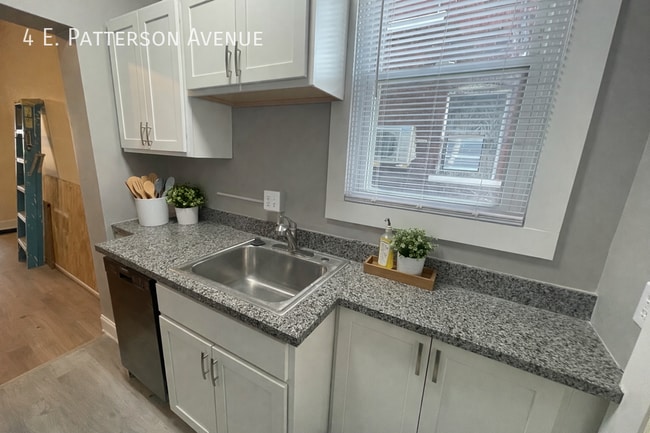 Building Photo - 4 E Patterson Ave