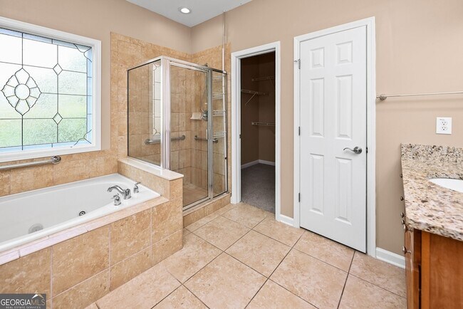 Building Photo - 317 Granite Way