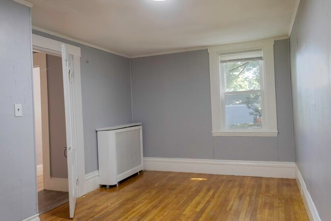 Building Photo - 330 Walpole St