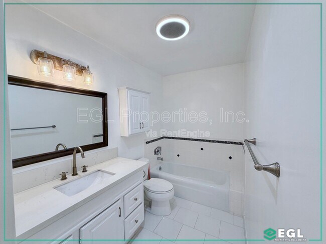 Building Photo - 6275 Canterbury Dr