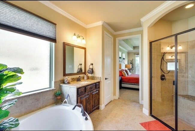 Building Photo - 14712 Crystal Beach Ln