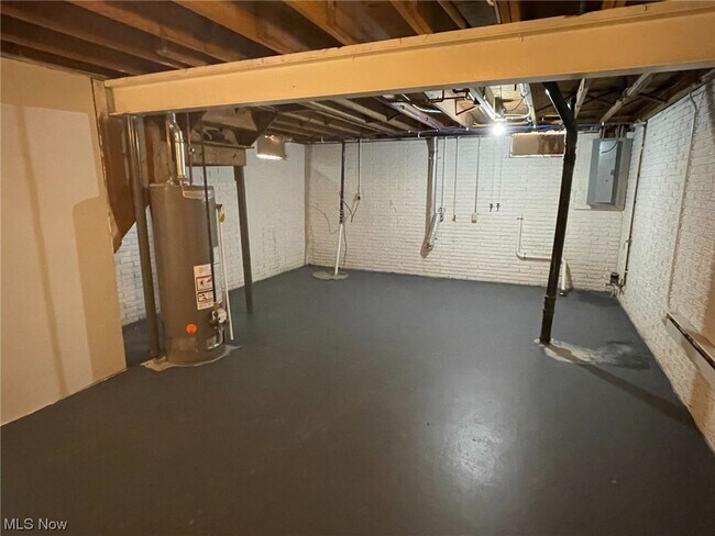 Building Photo - 2660 Packard Dr
