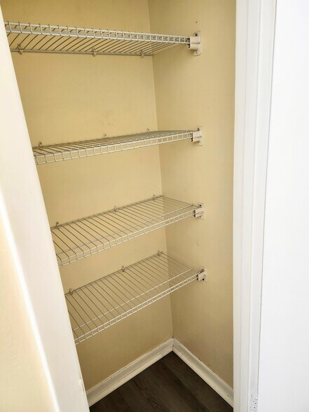 Storage in bathroom - 5230 Beach Dr