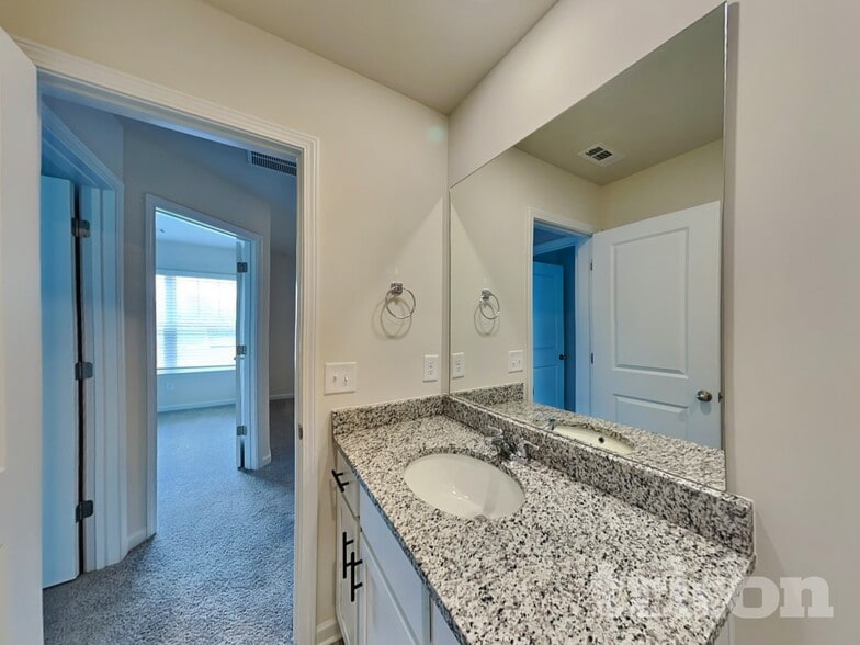 Building Photo - 467 Prescott Wy