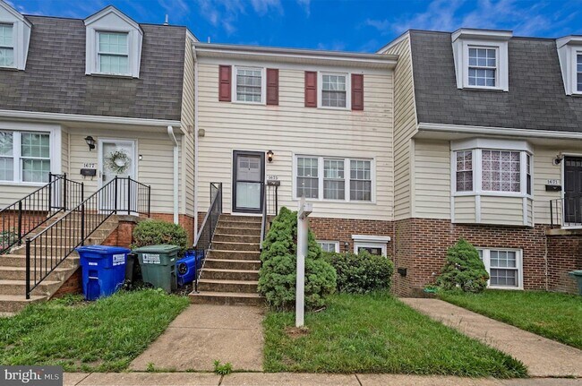 Building Photo - 1675 Ridgely Ct