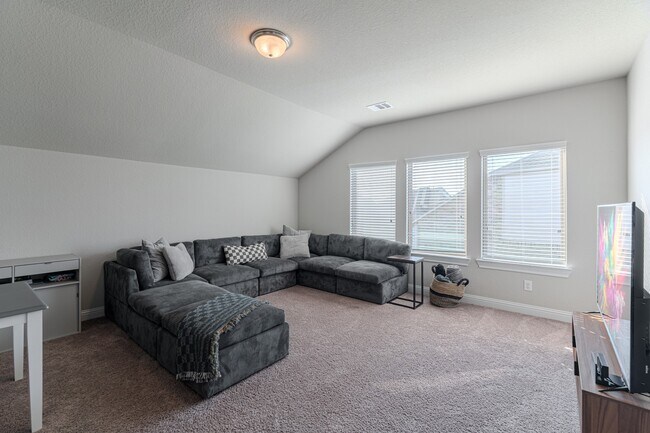 Building Photo - 25403 Angelwood Springs Ln