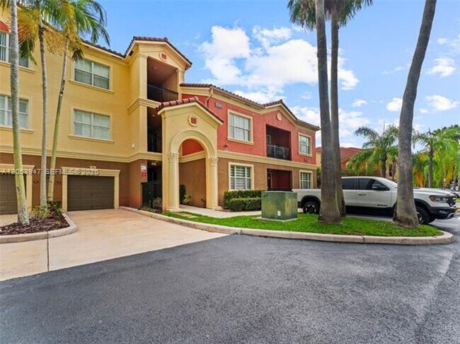 Building Photo - 4402 SW 160th Ave