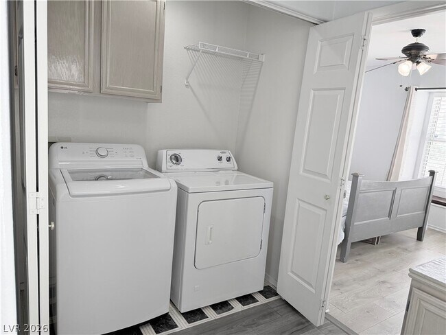 Building Photo - 4216 Totano Dr