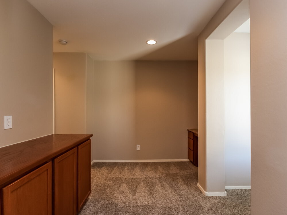 Building Photo - 15445 W Jenan Dr