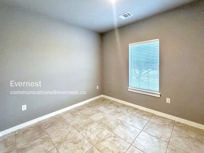 Building Photo - 21414 Santa Carlo Ave