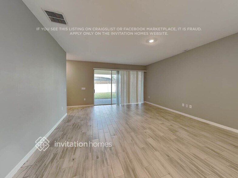 Building Photo - 1931 Stillwood Wy