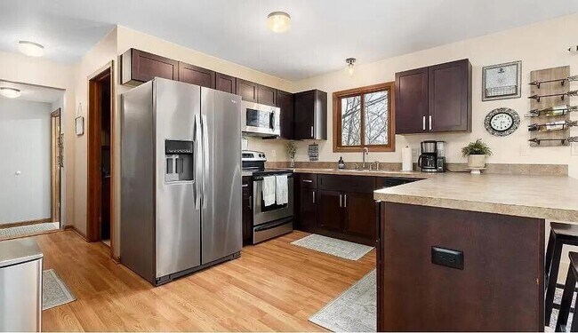 Building Photo - 11816 Highridge Dr