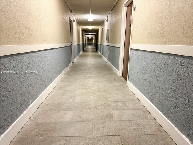 Building Photo - 484 NW 165th St