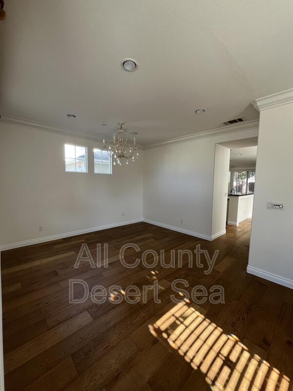 Building Photo - 16826 Clovergreen Ln