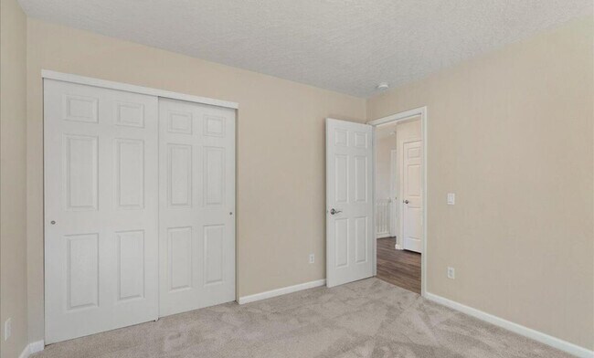 Building Photo - 4995 N Tasman Dr