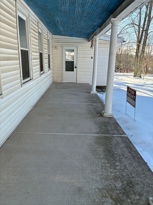 Building Photo - 1127 Mill St