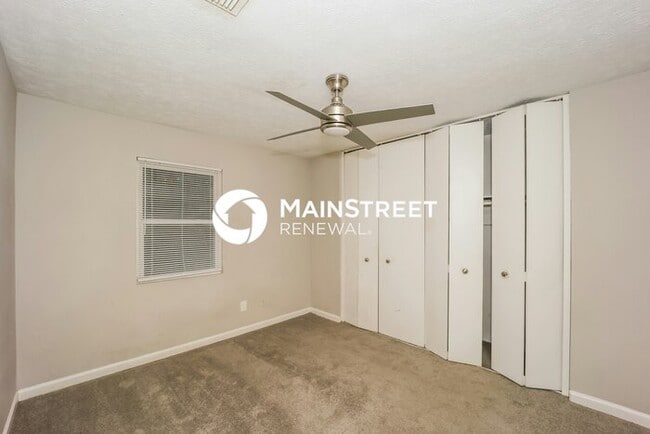 Building Photo - 4 Bedroom Pet-Friendly Home in Decatur, GA with Main Street Renewal