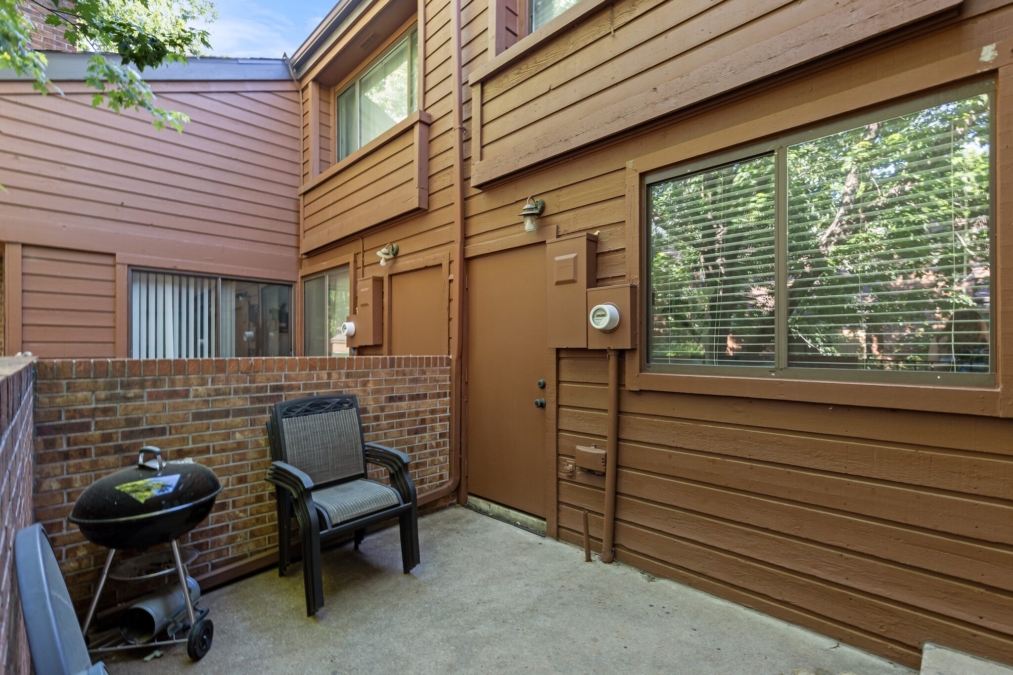 Building Photo - 2685 S Dayton Way