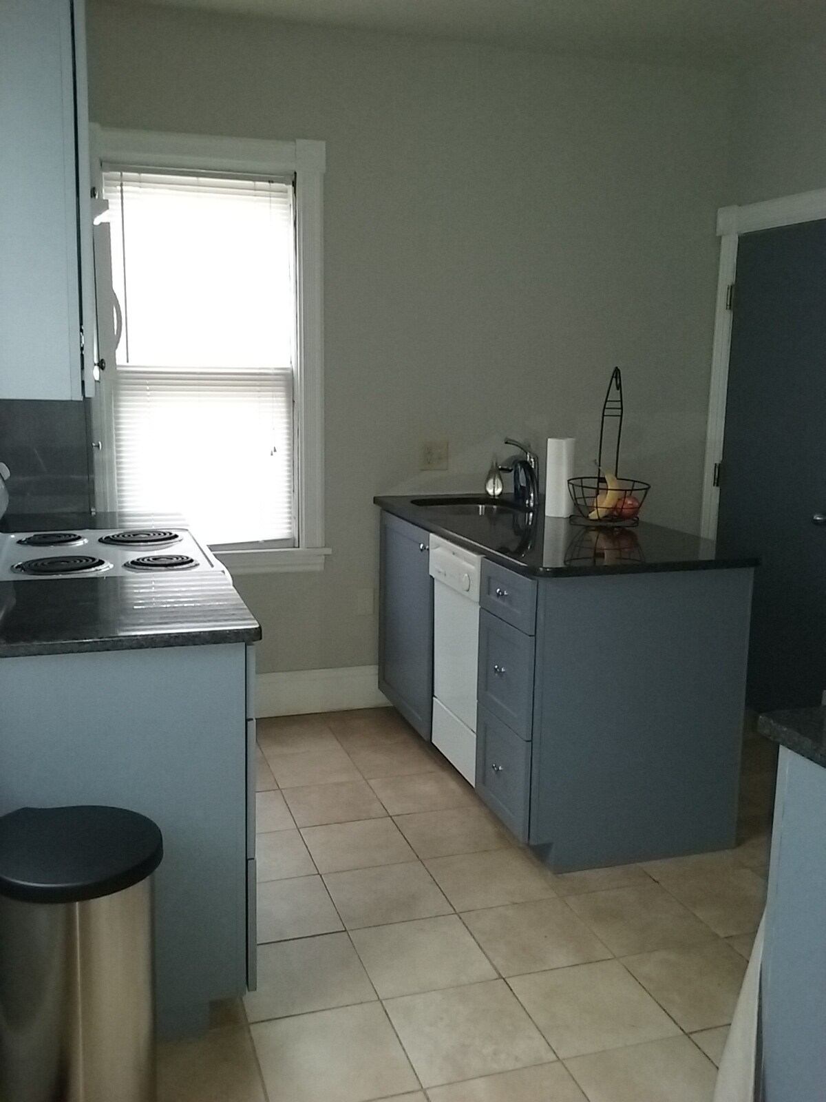 Building Photo - 522 N Division St