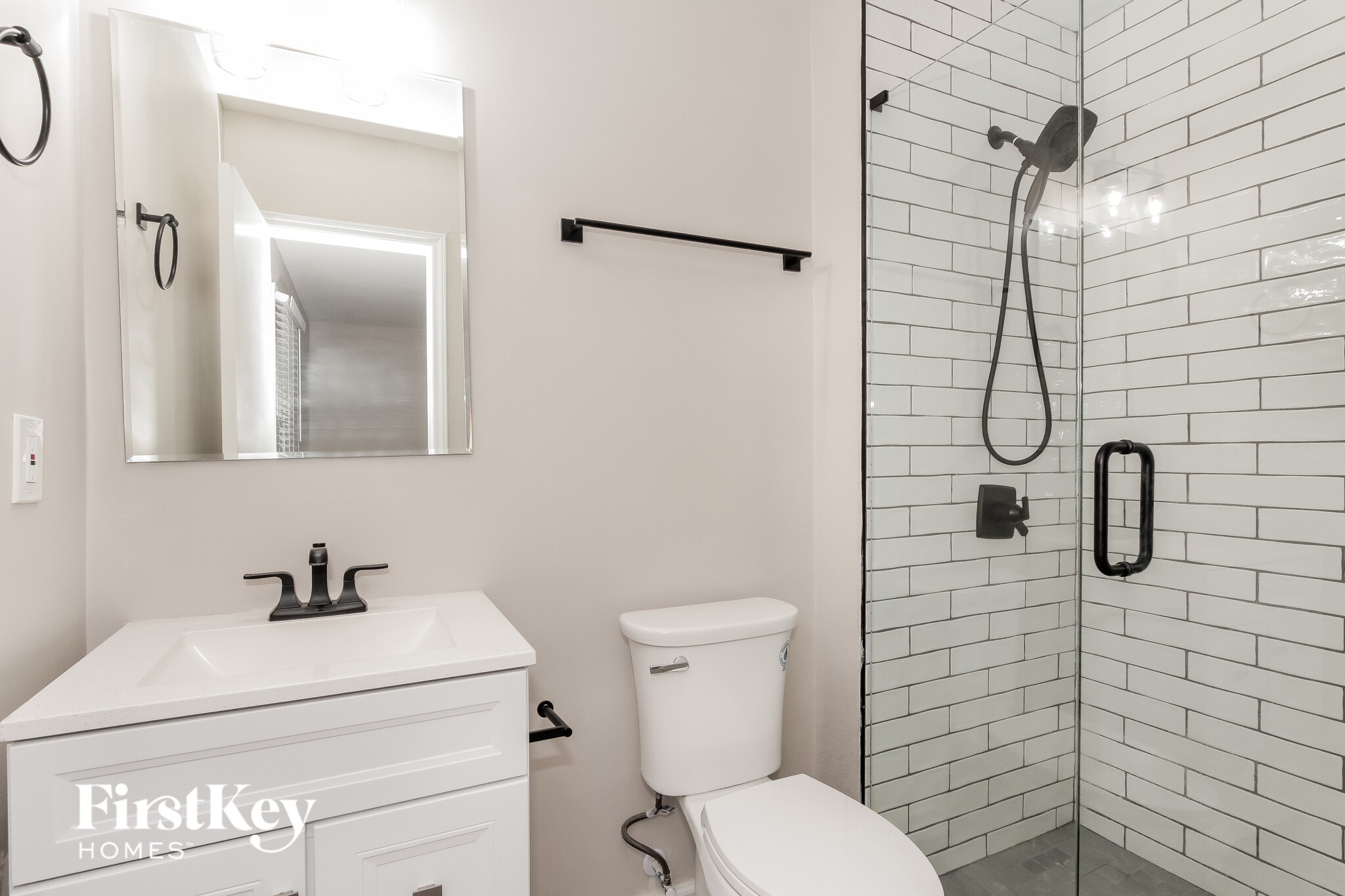 Building Photo - 2432 Kendrick Ave