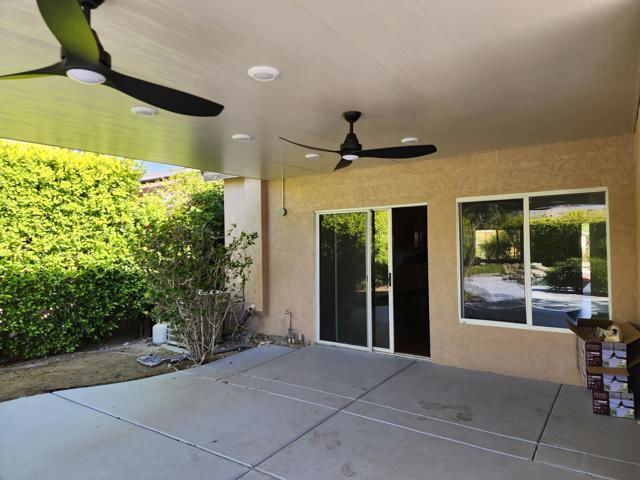 Building Photo - 749 Alta Ridge