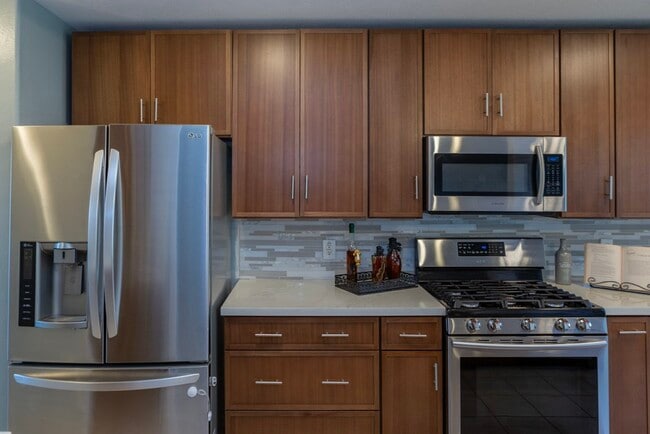 Building Photo - 315 Glade Bridge Ln