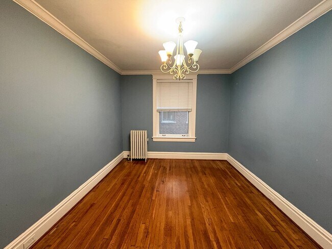 Building Photo - 4410 Laclede Ave
