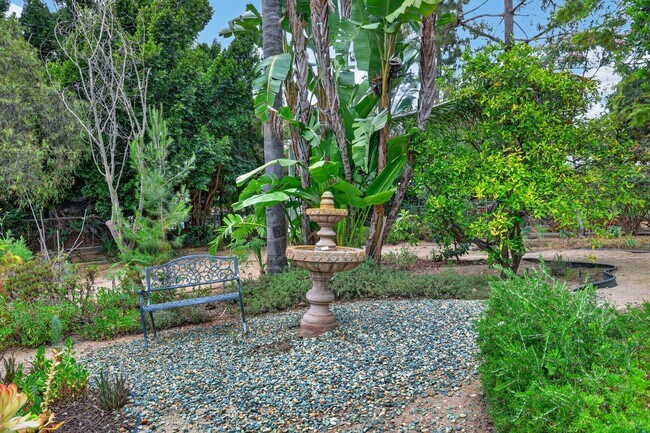 Building Photo - 13660 Acorn Patch Ln
