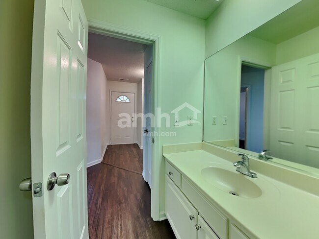 Building Photo - 181 Tudor Downs Rd