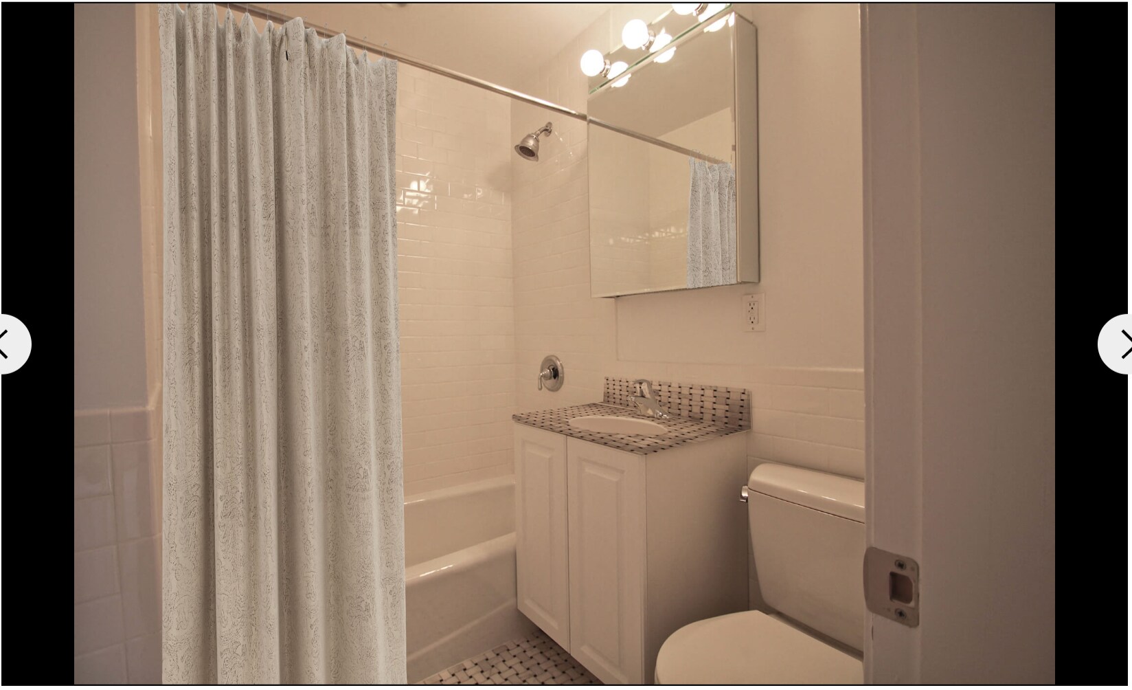 Building Photo - 60 Brattle St