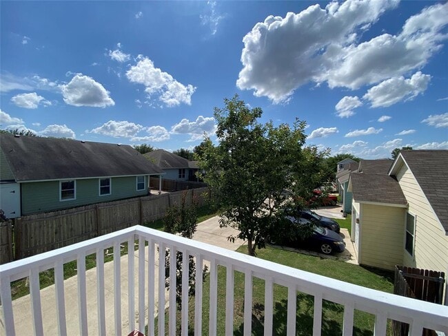 Building Photo - 296 Ferrule Dr