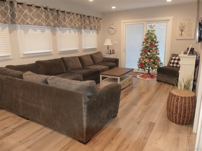 Building Photo - 108 Pilcher St