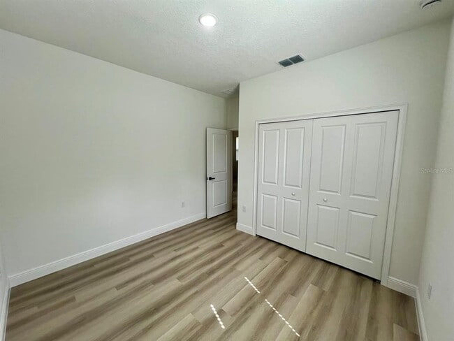 Building Photo - 8114 N Maltese Dr