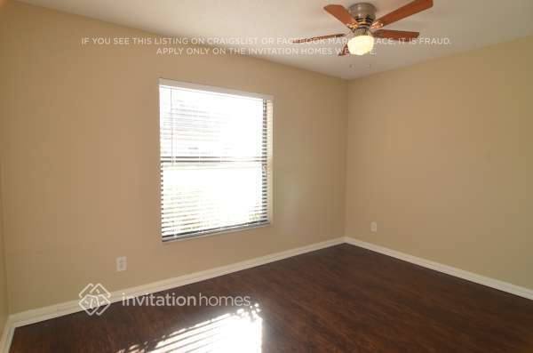 Building Photo - 2417 Devonwoode Pl