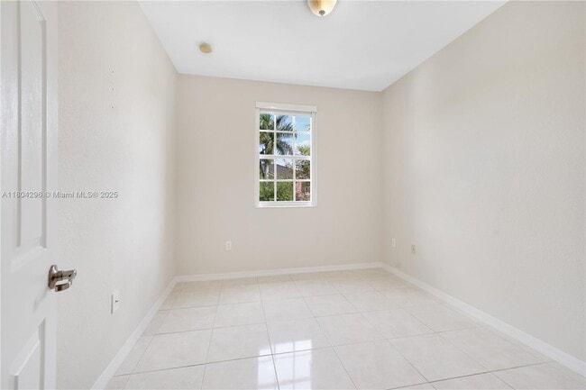Building Photo - 15292 SW 119th St