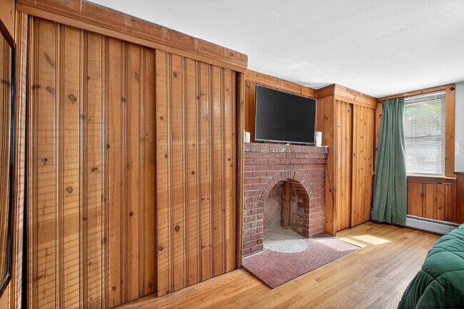 Building Photo - 288 4th St
