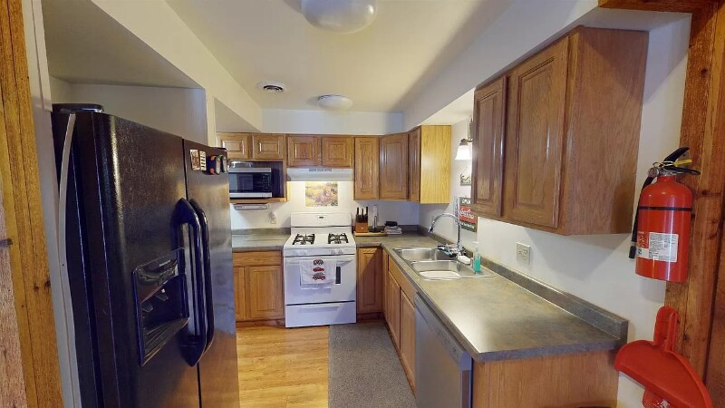 Building Photo - 207 Blossom Dr
