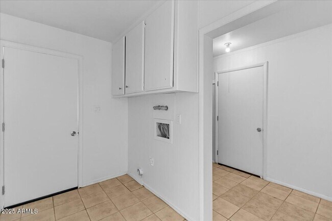 Building Photo - 6707 N 42nd Ave
