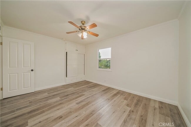 Building Photo - 9547 Wedgewood St