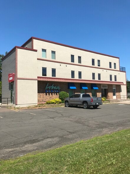 Building Photo - 1011 E Central Entrance