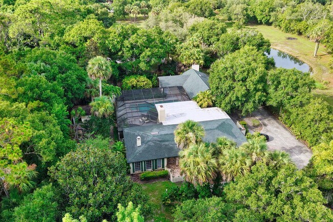 Building Photo - 6235 4th St