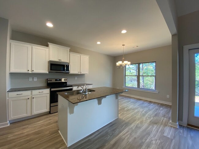 Building Photo - Home for Rent in Brookwood, AL! COMING SOO...