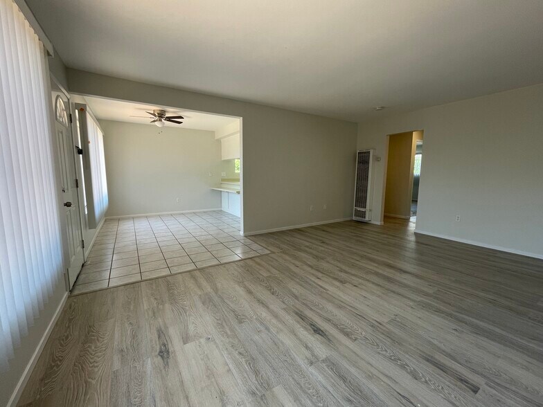 Building Photo - 8141 Forelle Dr
