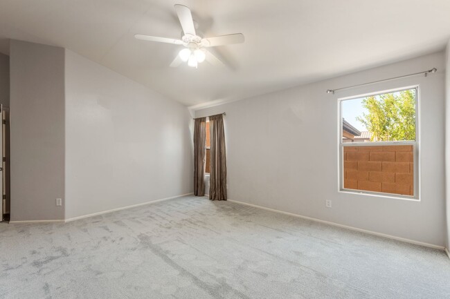 Building Photo - Spacious Floor Plan in Copper Basin