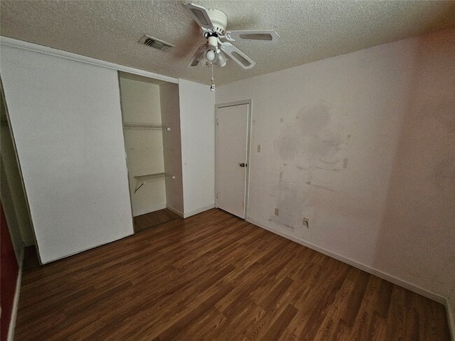 Building Photo - 17051 Carbridge Dr